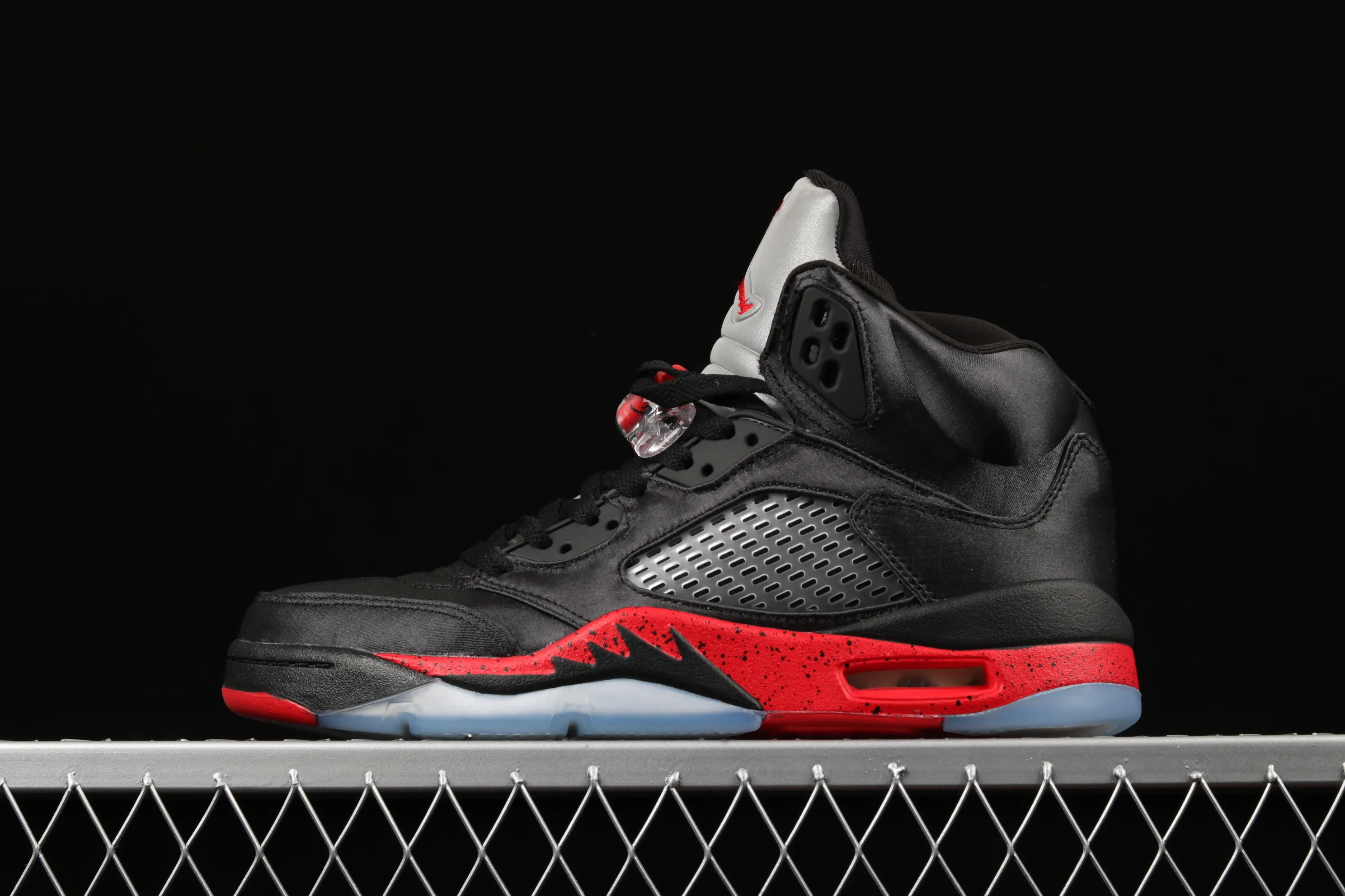 All categories Air Jordan Jordan series basketball shoes Air Jordan 5 Air Jordan 5 Satin Bred AJ5 black and red silk men's basketball shoes 136027-006